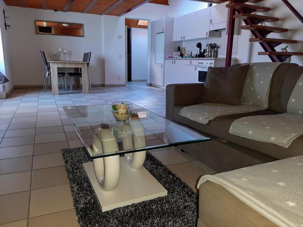Holidays Homes Il Folletto Quartino Экстерьер фото