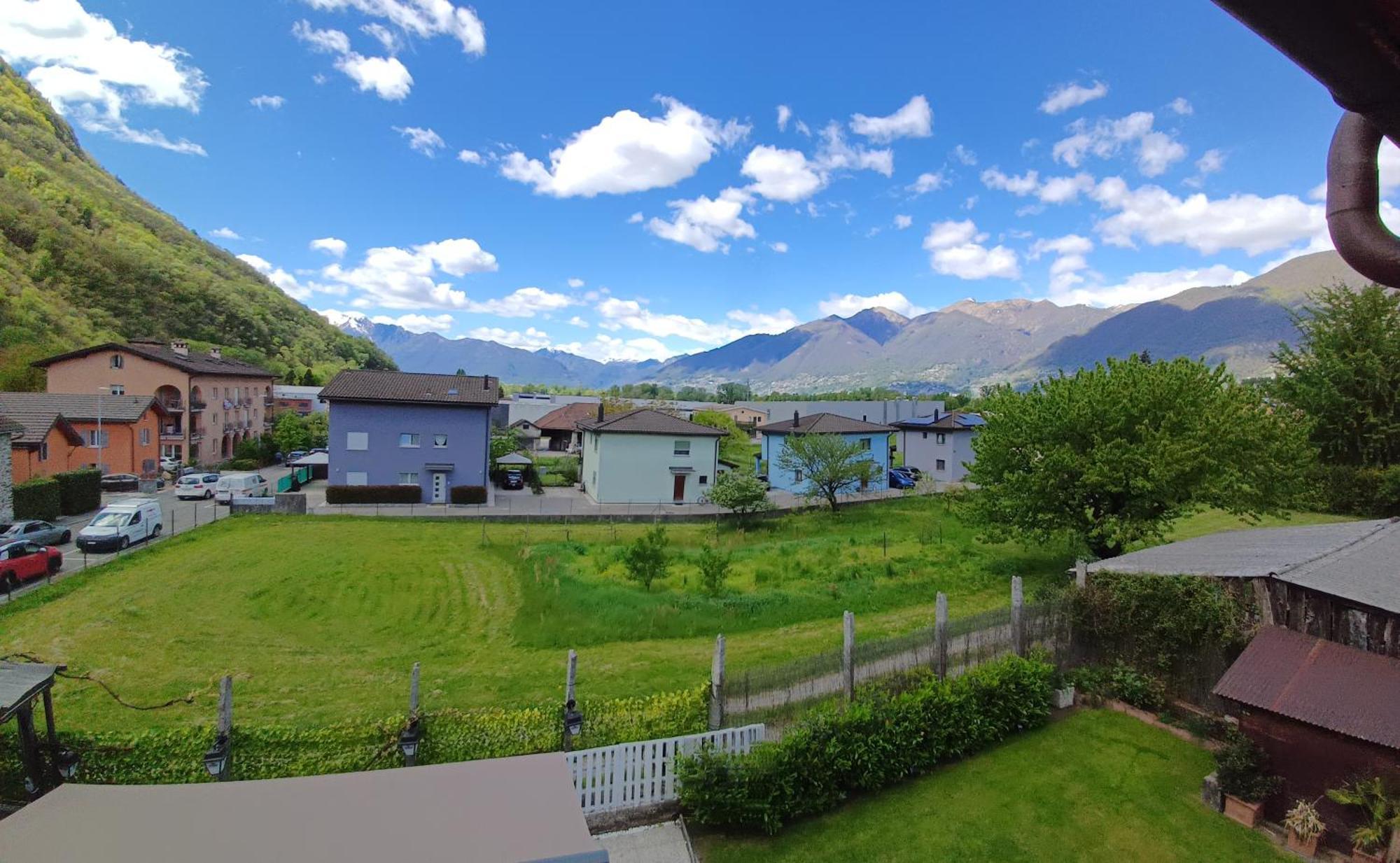 Holidays Homes Il Folletto Quartino Экстерьер фото