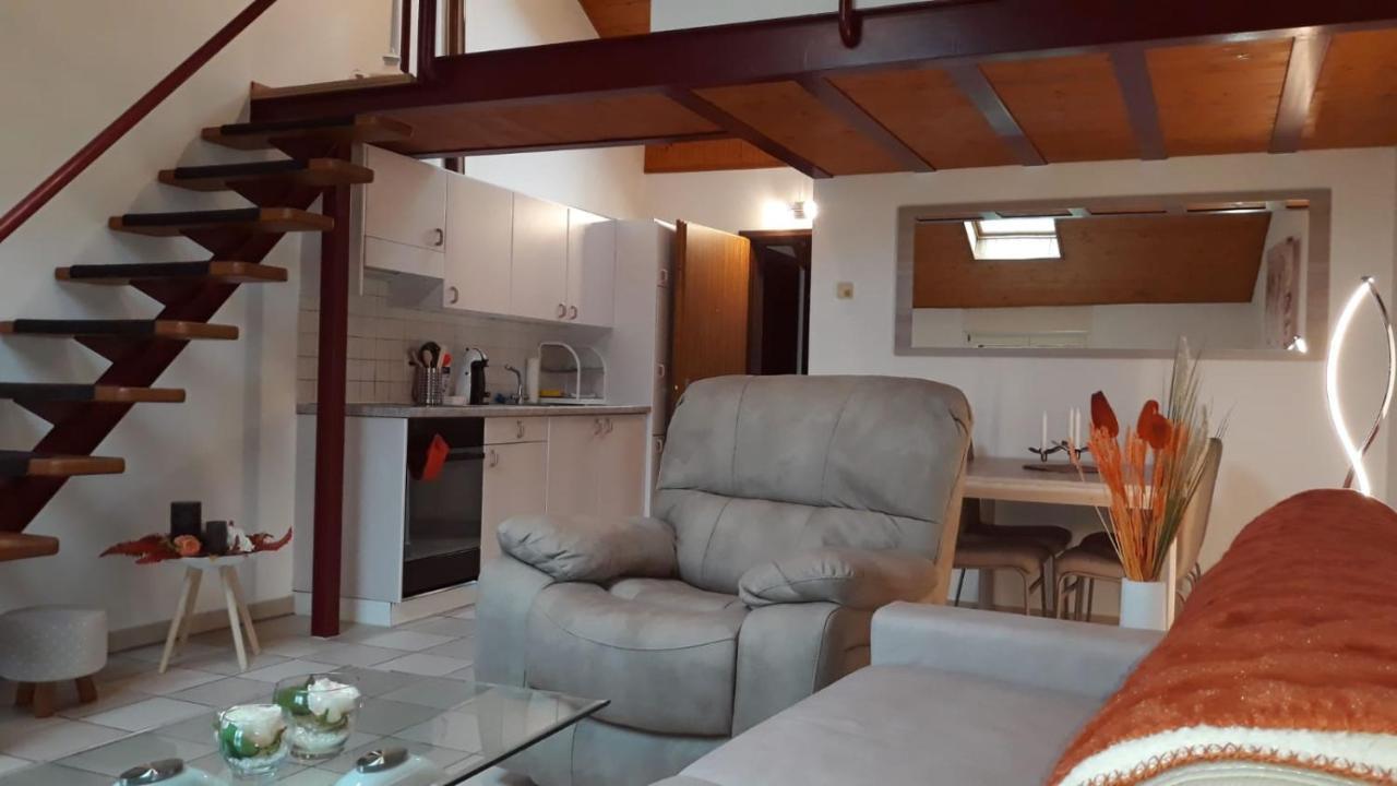 Holidays Homes Il Folletto Quartino Экстерьер фото