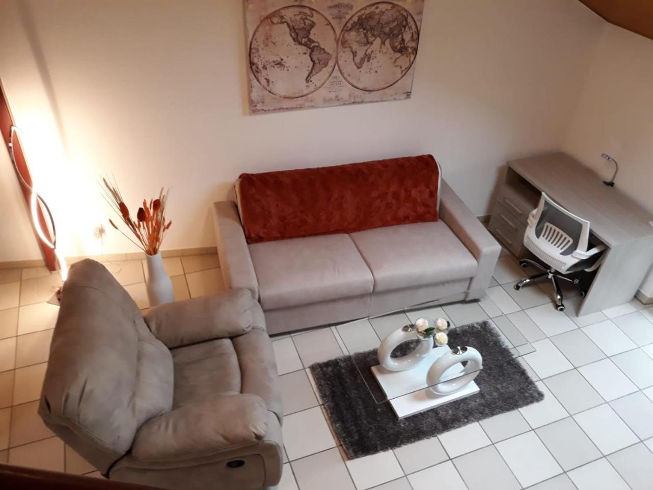 Holidays Homes Il Folletto Quartino Экстерьер фото
